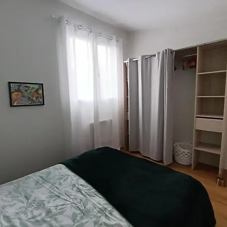 Apartment La Falaise - Quiet T3 With Private Parking