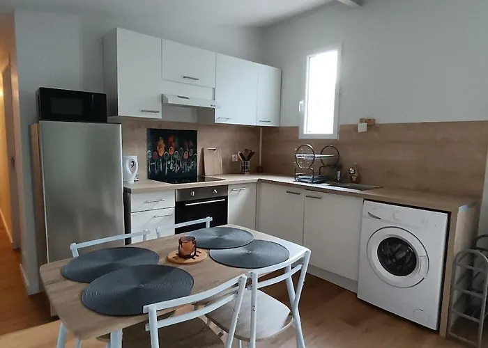 Διαμέρισμα La Falaise - Quiet T3 With Private Parking *